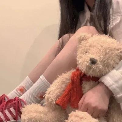 窃窃私语